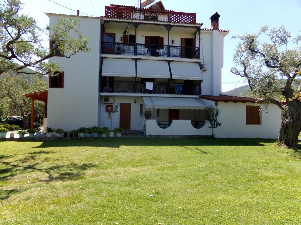 Villa Karapataki Skala Rachoni  객실 사진
