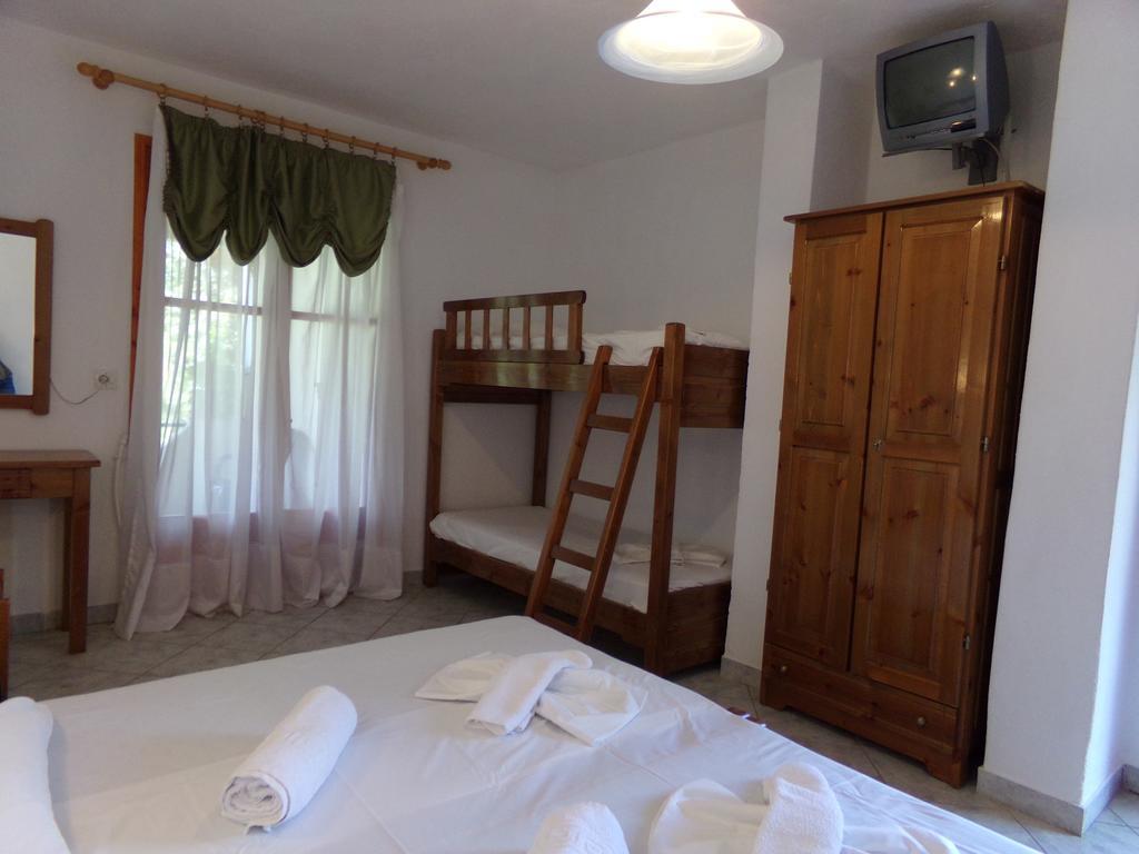 Villa Karapataki Skala Rachoni  객실 사진