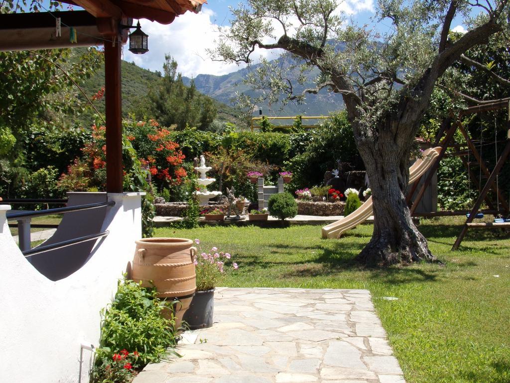 Villa Karapataki Skala Rachoni  객실 사진